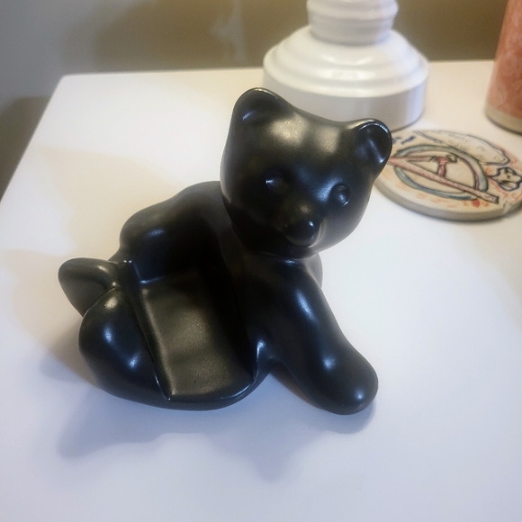 Pigeon RIVER Folk Pottery SPIRIT OF THE BLACK BEAR Phone Stand Signed 2003 - Picture 4 of 7